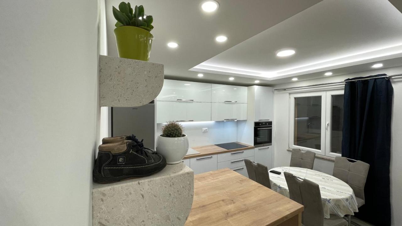 Luxury Apartman Bili Podgora Ngoại thất bức ảnh